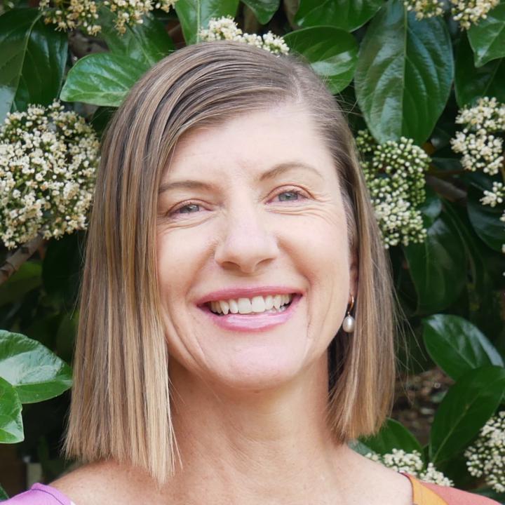 Nicole Evans, ConnectedLE